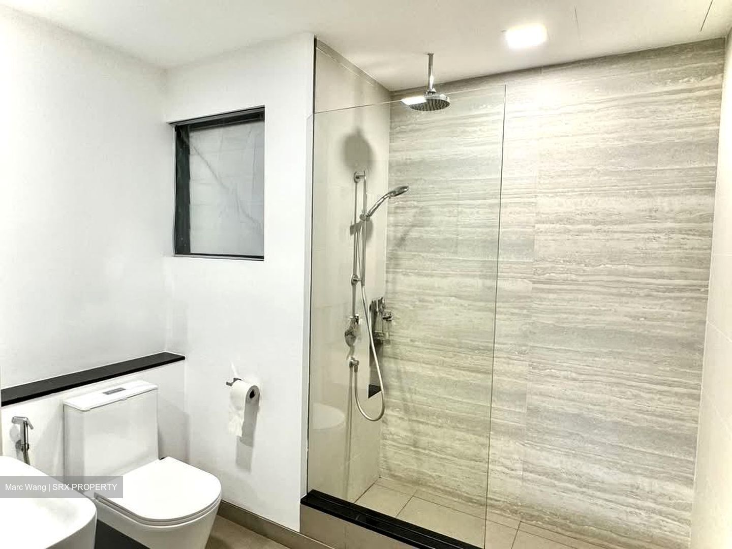 Pinewood Gardens (D10), Condominium #526789511